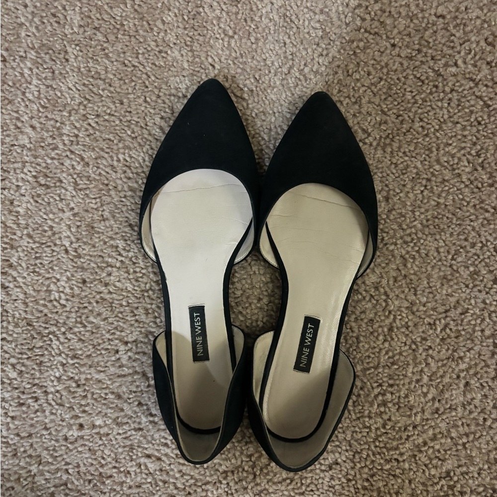 Nine West Black Pointed Flats